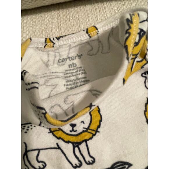 Carter’s Bundle of  4 (four) Preemie / newborn onesies. - Picture 3 of 10